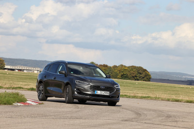 Ford Focus Wagon vs. Kia Ceed Sportstourer: welke is goedkoper, zuiniger en comfortabeler?