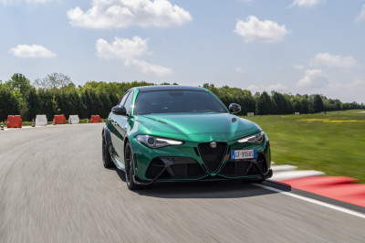 Voor de bpm op een Alfa Romeo Giulia GTA kun je een hele Giulia kopen