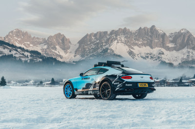 Bentley Continental GT transformeert tot brute ijsracer