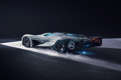Iedereen kan deze Jaguar Vision Gran Turismo SV rijden!