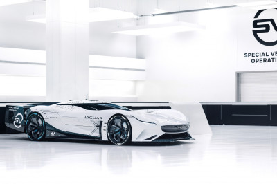 Iedereen kan deze Jaguar Vision Gran Turismo SV rijden!