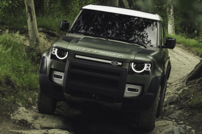 Test - De Land Rover Defender 90 is kort, maar krachtig