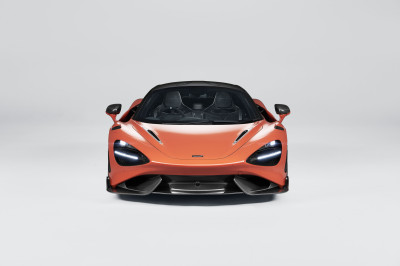 McLaren 765LT heeft 765 pk in z'n lange achterwerk liggen