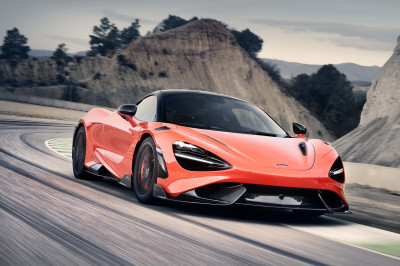 McLaren 765LT heeft 765 pk in z'n lange achterwerk liggen