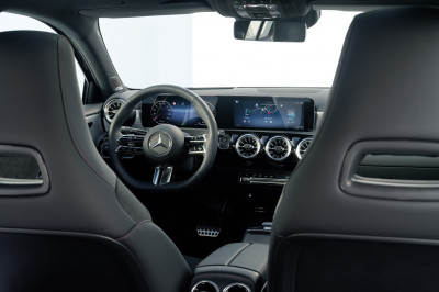 Mercedes A 180 AMG Line (2023) review: een limousine die geen limousine is