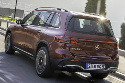 Test - Kia en Tesla hoeven niet nerveus te worden van de Mercedes EQB