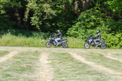 Motortest - BMW R 1250 GS vs. Harley Davidson Pan America: is de bestverkochte adventure-motorfiets nog steeds de beste?
