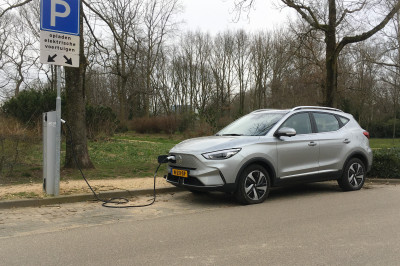 Nieuw voer voor EV-haters: elektrische auto's mogelijk verboden bij stroomtekorten