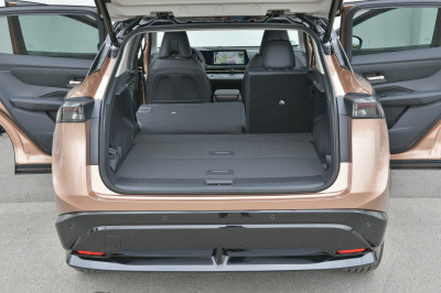 TEST Nissan Ariya en Nissan X-Trail: wat is beter écht elektrisch of nep-elekrisch?