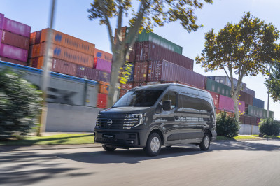 Nissan Interstar-e (2025): duizend euro goedkopere broer van Renault Master