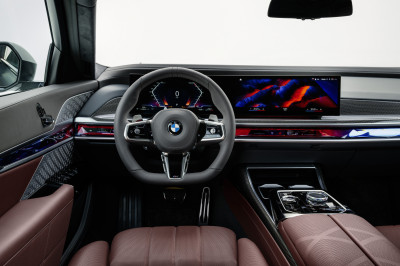 Chris Bangle, eat your heart out! De BMW 7-serie kan nóg controversiëler