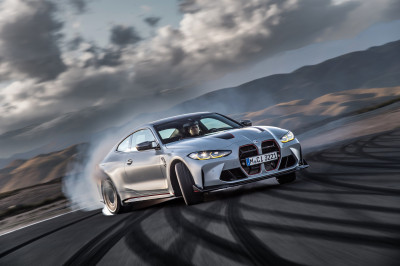 Je kunt het aan zijn priemende gele ogen zien: de BMW M4 CSL is bezeten