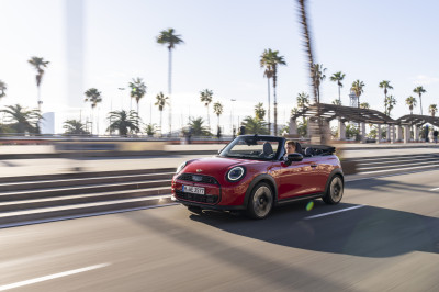 TEST - Zo tovert de Mini Cooper Cabrio S (2025) direct een grijns op je gezicht