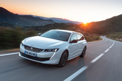 Wat is opvallend aan de Peugeot 508 Hybrid (2020)?