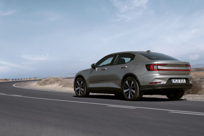 Waarom de elektrische Polestar 2 opeens 14.000 euro goedkoper is