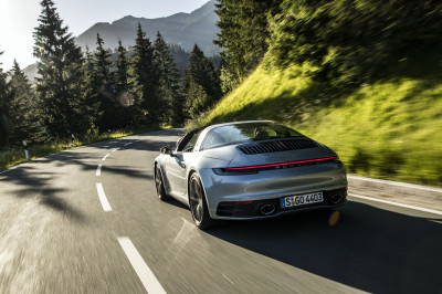 Je raadt nooit in welk Europees land de Porsche 911 de bestverkochte auto is