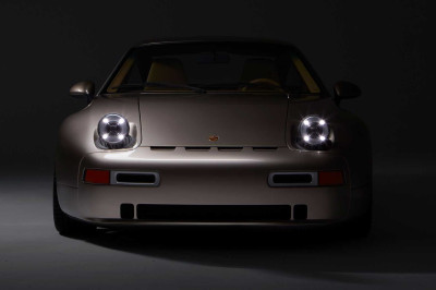Deze Porsche 928-restomod is net zo 70s als een hologramconcert van ABBA
