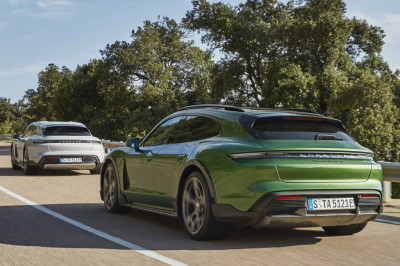 Je hond wordt doodsbang van de Porsche Taycan Cross Turismo