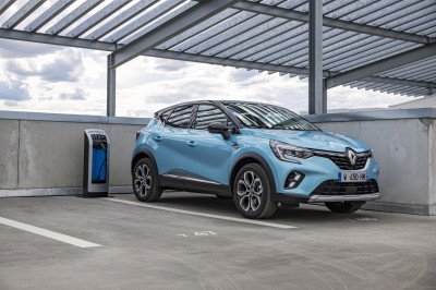 Hoe rijdt de nieuwe Renault Captur plug-in hybride?
