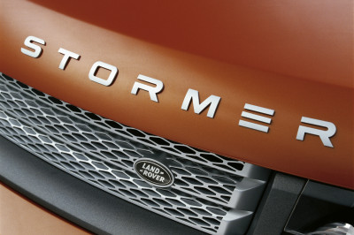 De cartooneske Range Stormer kondigde de Range Rover Sport aan