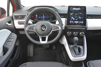 TEST – Batterij van Renault Clio Hybrid kost bagageruimte