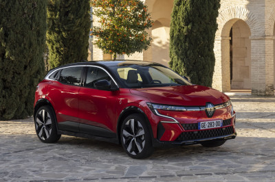 Eerste review Renault Megane E-Tech Electric – Jij wilt geen Volkswagen ID.3 meer!