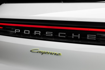 De Porsche Cayenne (2023) gaat fier zijn ondergang tegemoet