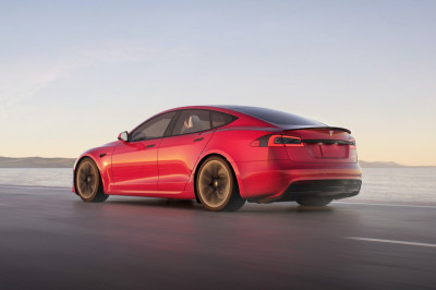 Het Nürburgring-record van de Tesla Model S Plaid is niet zo indrukwekkend. Dit is waarom ...