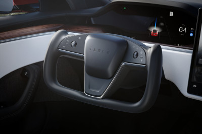 Tesla Model S Plaid in Nederland: waarom jij de beloofde topsnelheid van 322 km/h op je buik kunt schrijven