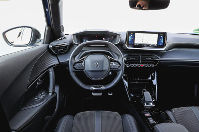 Elektrische suv’s getest: waarom prijsverlaging Peugeot e-2008 nodig was
