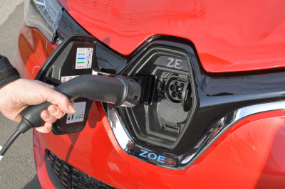 Waarom niet de Renault Zoe, maar de Fiat 500e de beste 'goedkope' elektrische auto is