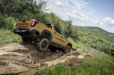 TEST: nieuwe Toyota Hilux is in alles beter geworden, maar één hardnekkig probleem blijft