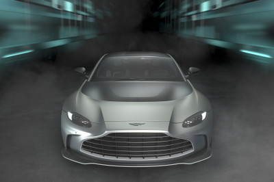 Nou, vooruit dan ... Aston Martin stopt nog één keer zijn V12 in de Vantage