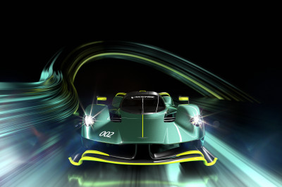 De atmosferische V12 van de Aston Martin Valkyrie AMR Pro krijst er 1014 pk uit!