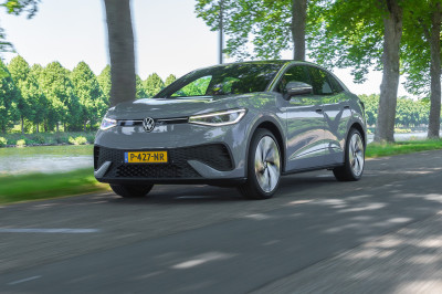 Volkswagen gaat Tesla-klanten (en jou) verleiden met overdaad aan elektrische suv’s