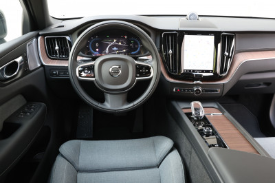 TEST - Hyundai Santa Fe daagt premium plug-in hybrides uit: BMW X3 - Land Rover Discovery Sport - Volvo XC60