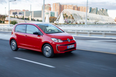 Elektrische auto vergelijken: Volkswagen e-Up, Renault Twingo ZE en Fiat 500E