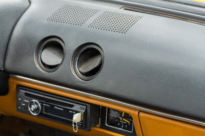 Wessel over zijn Opel Ascona B: ""Oorspronkelijk was hij roestbruin metallic, maar dat vond ik zo'n ou-welullenkleur"