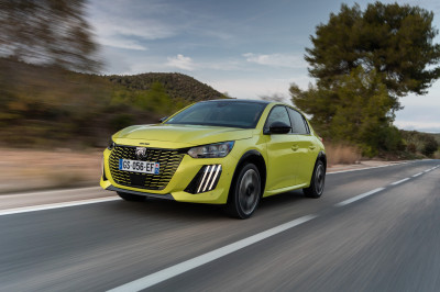Auto met lage afschrijving? Koop geel (en mijd deze kleuren)