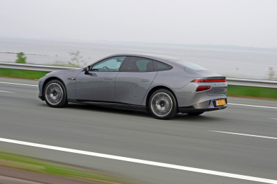 Xpeng P7 (2023) review: Tesla-concurrent komt Model 3-rijders verleiden