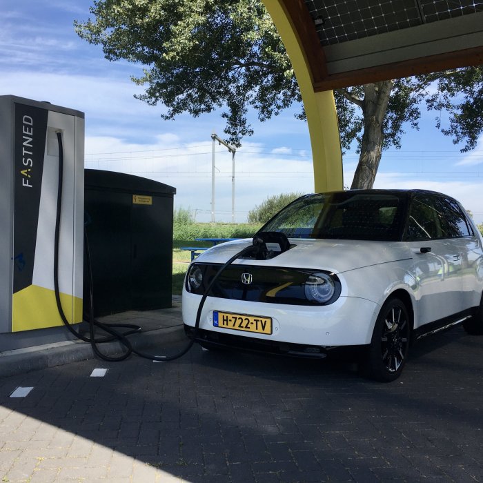 Subsidie elektrische auto alweer op! BOVAG is woedend