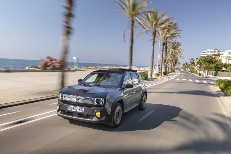 TEST Renault 4 E-tech: halve cabrio voor half geld
