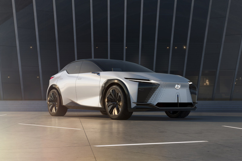 Elektrische Lexus LF-Z Electrified heeft geen predatormuil meer