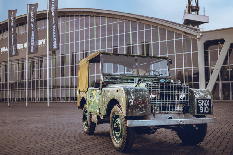 Oermodel Land Rover keert terug naar Amsterdamse roots