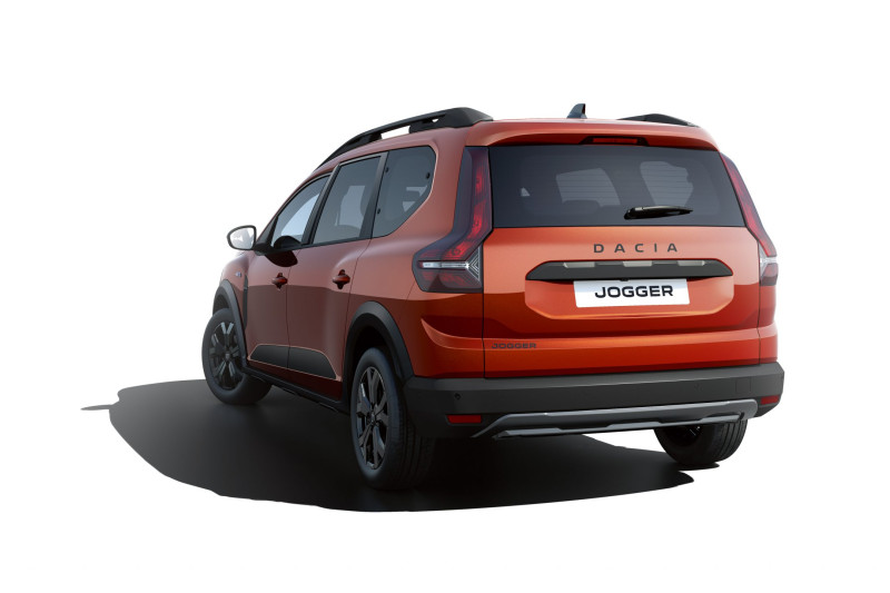 New Dacia Jogger seats seven and is the first hybrid Dacia