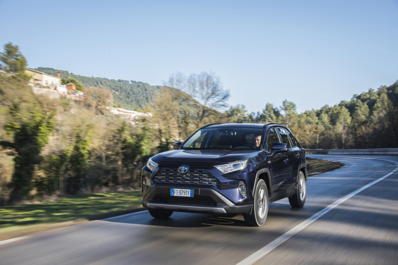 Eerste review Toyota RAV4 Hybrid