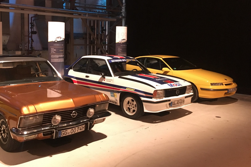 Rijden in vier Opel-klassiekers: Diplomat, GT, Ascona en Calibra