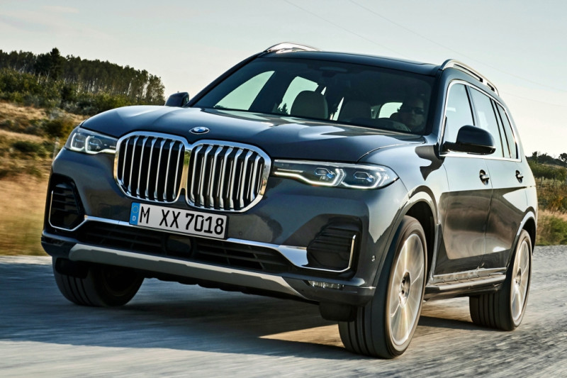 Bij BMW worden EV's bekostigd met benzineslurpende suv's