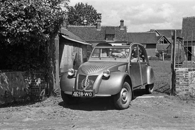 Hoe blaas je de iconische Citroën 2CV nieuw leven in?