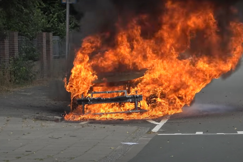 Waarom vloog een Volkswagen ID.3 in Groningen in brand? VW doet onderzoek
